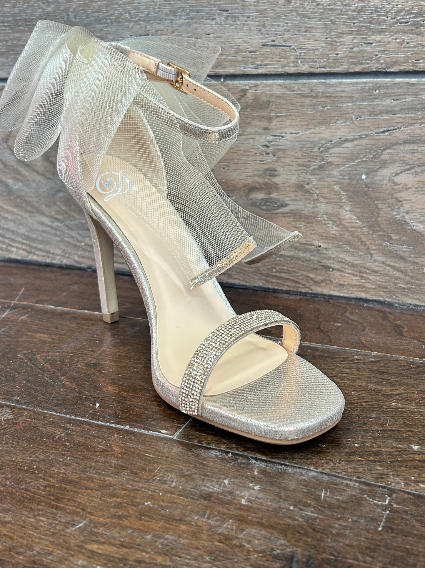 Glam Bow Heel Sandal Gold