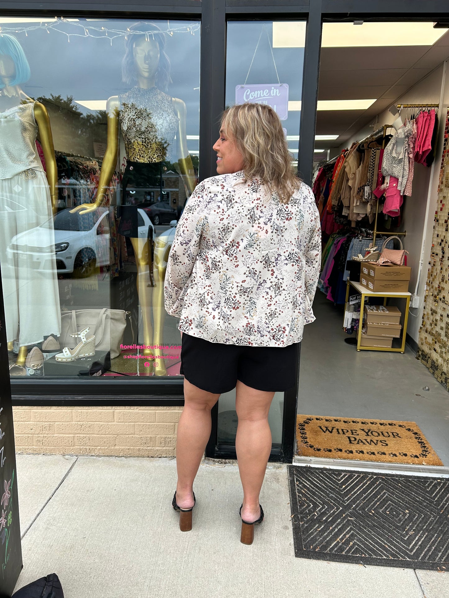 Curvy Floral Print Front Tie Top