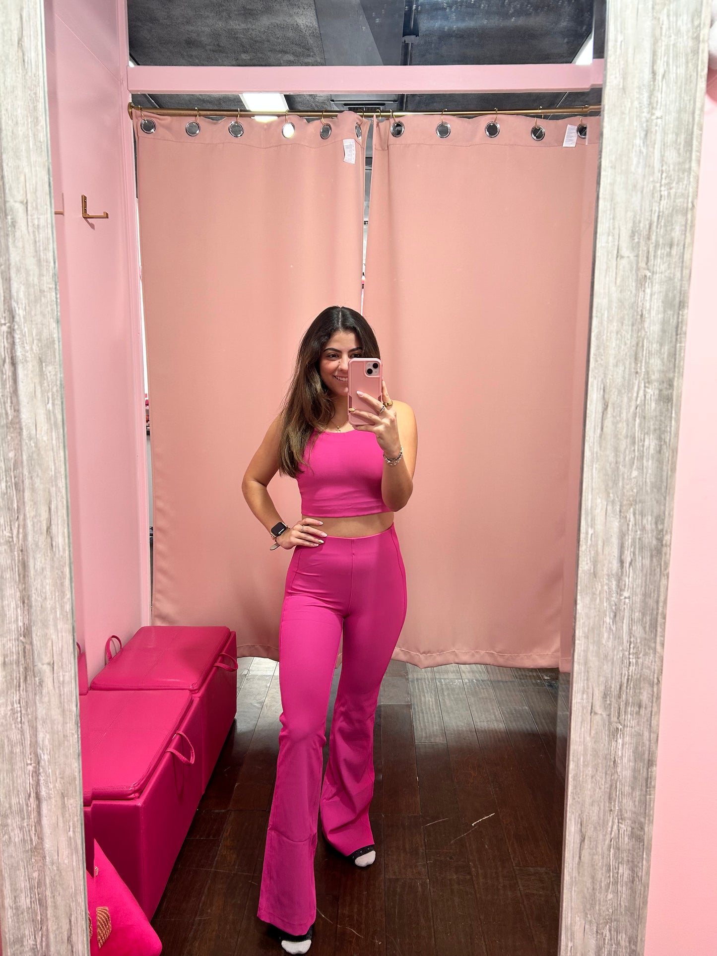 High Neck Sports Bra Pink