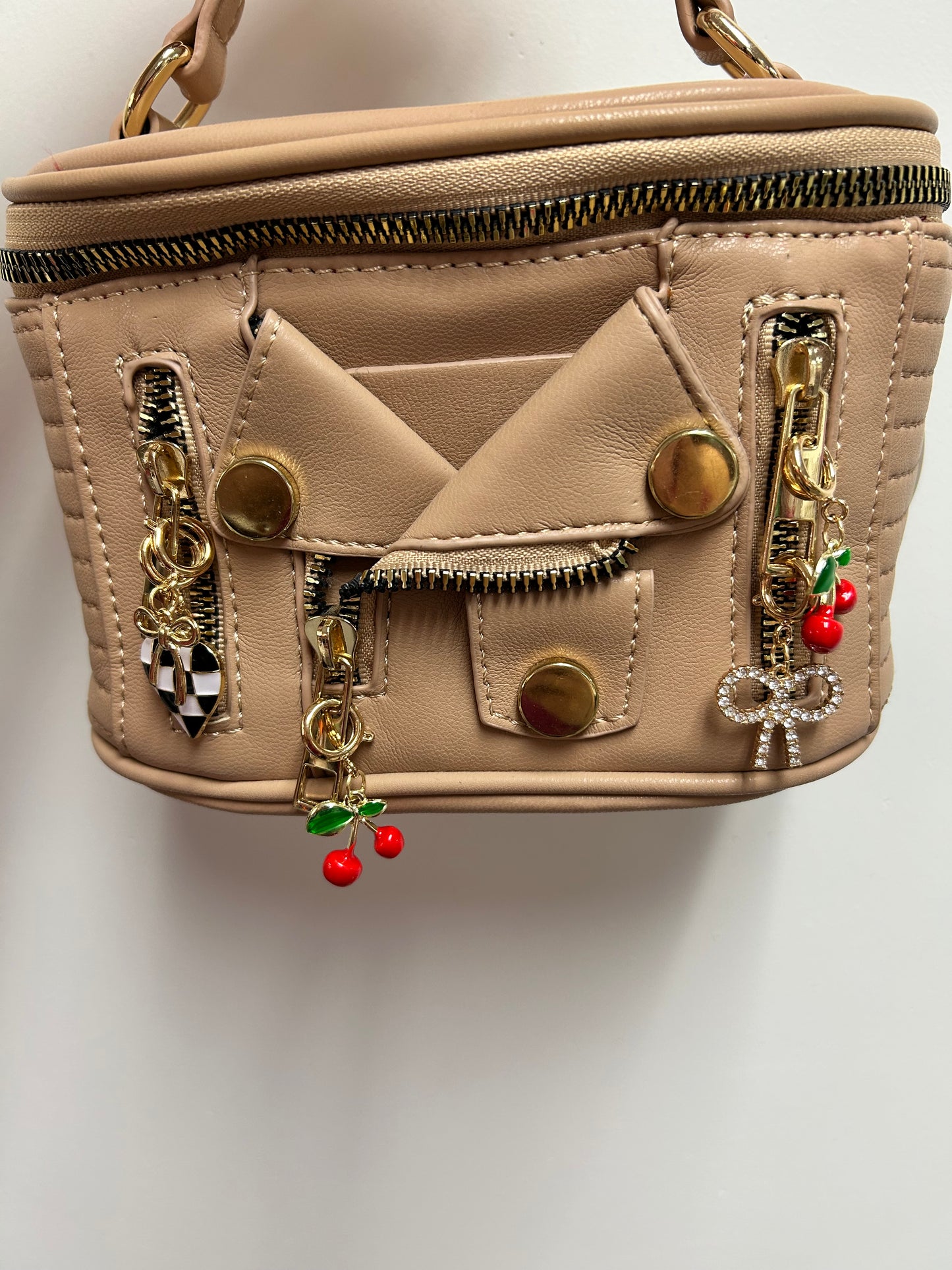 Charm Set Cherry Chic