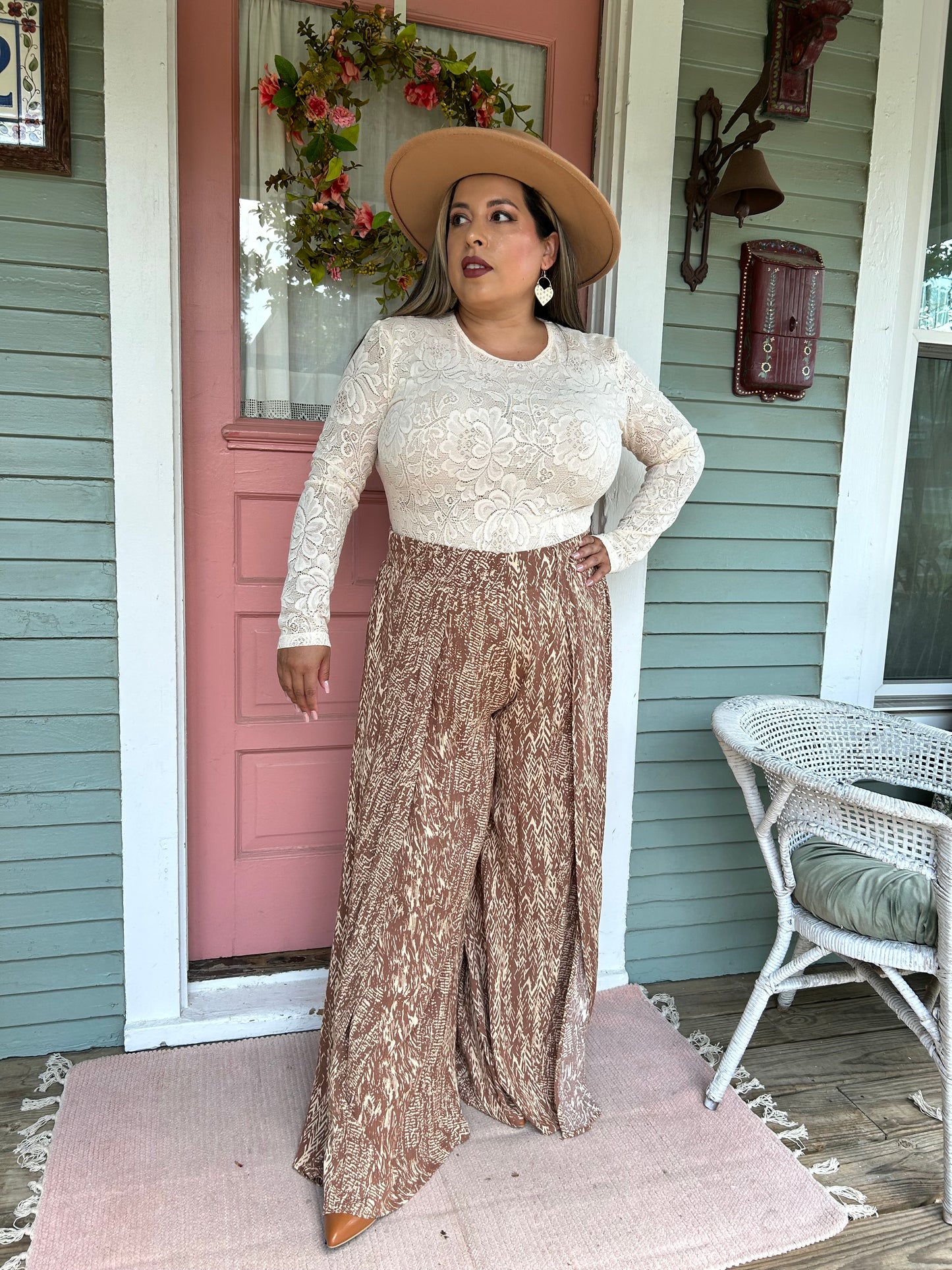 Long Sleeve Lace Top Cream