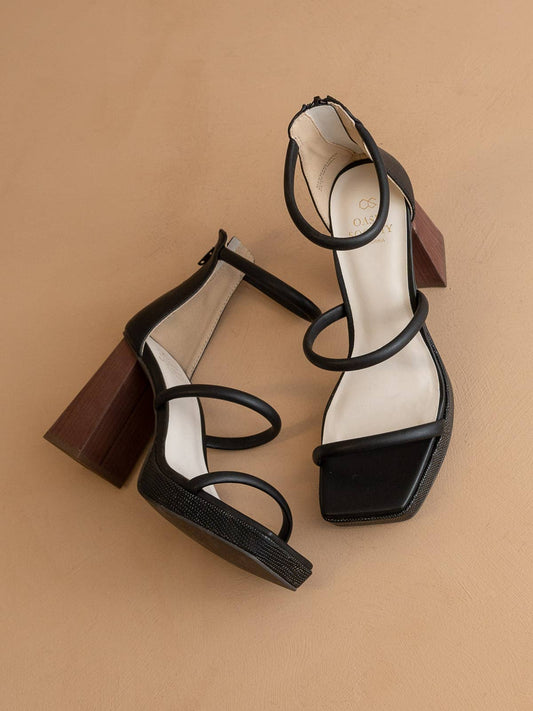 The Elevate Platform Heel Black