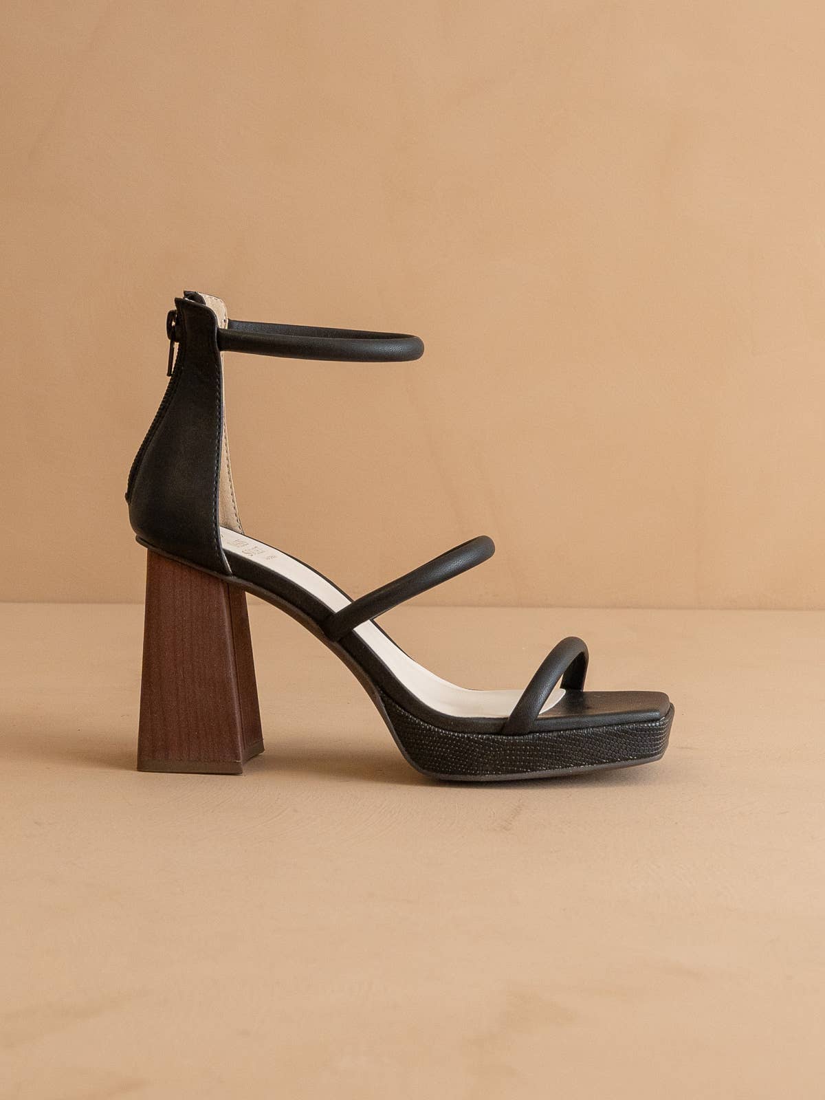 The Elevate Platform Heel Black