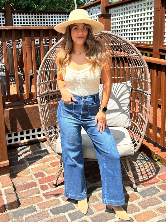 Wide Leg High Waisted Jeans