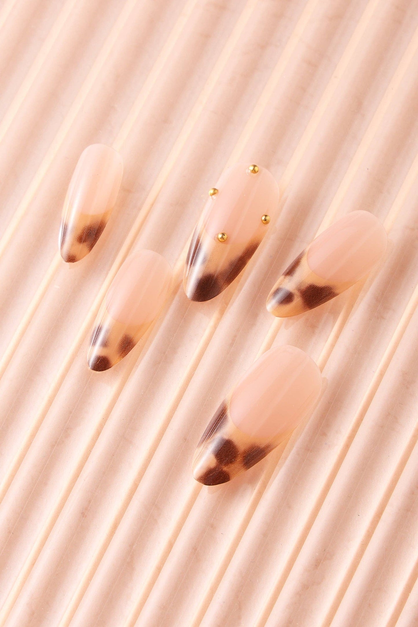 FRENCH LEOPARD - Press-On Nails