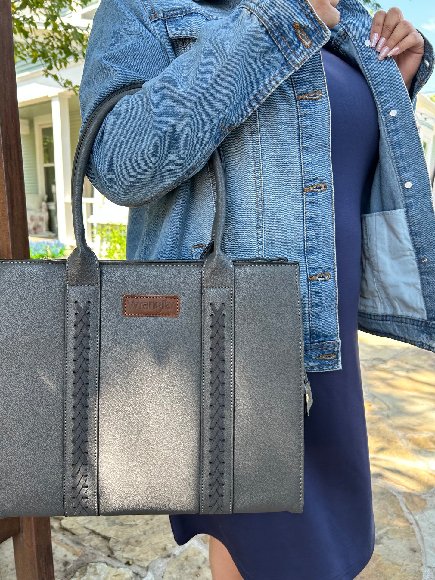 The Weekday Tote – Large Charcoal