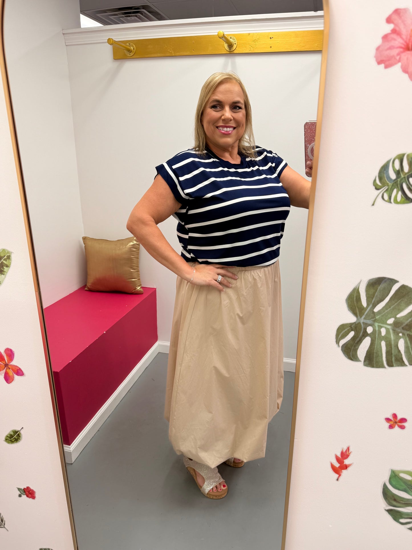 Curvy Maxi Bubble Skirt/ Taupe