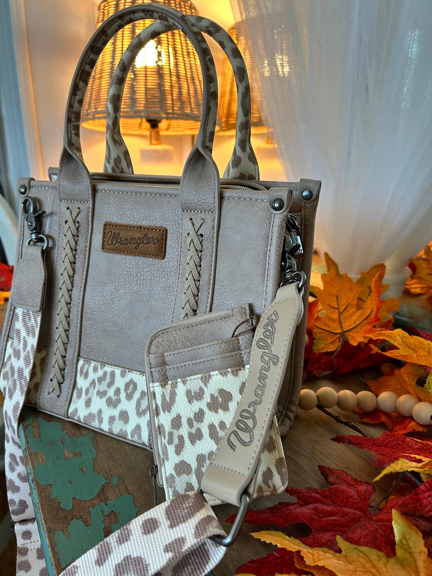 The Wildway Tote – Leopard Latte
