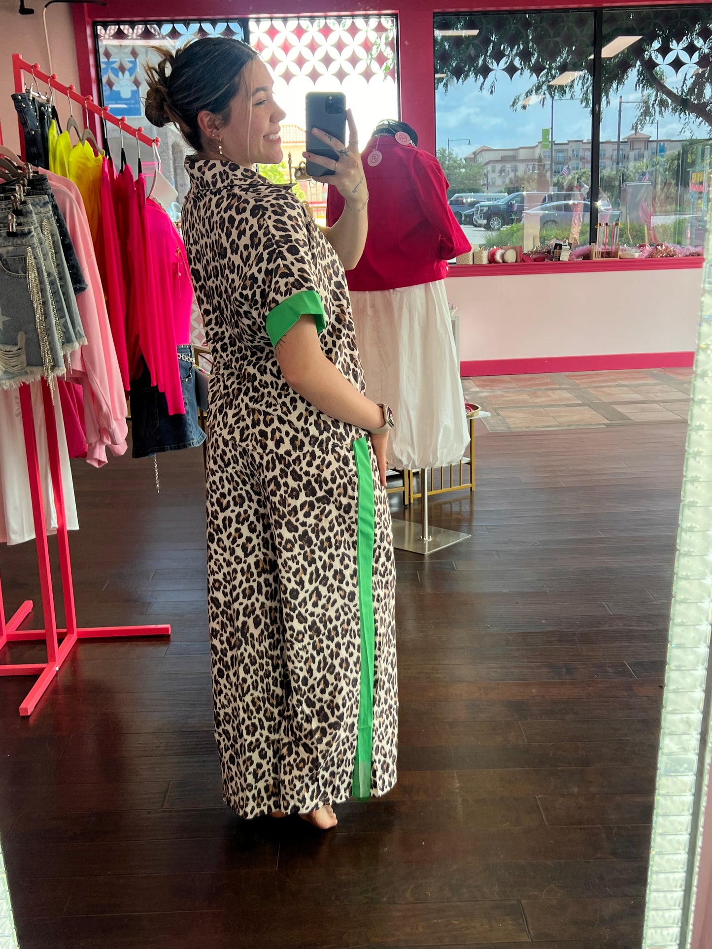 Leopard Print Green Edge Top