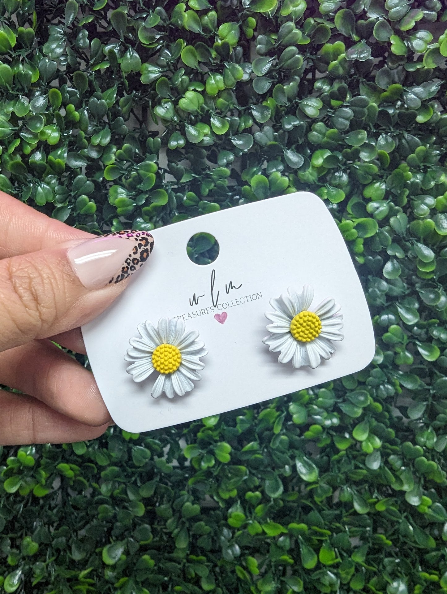 Spring Flowers Studs White