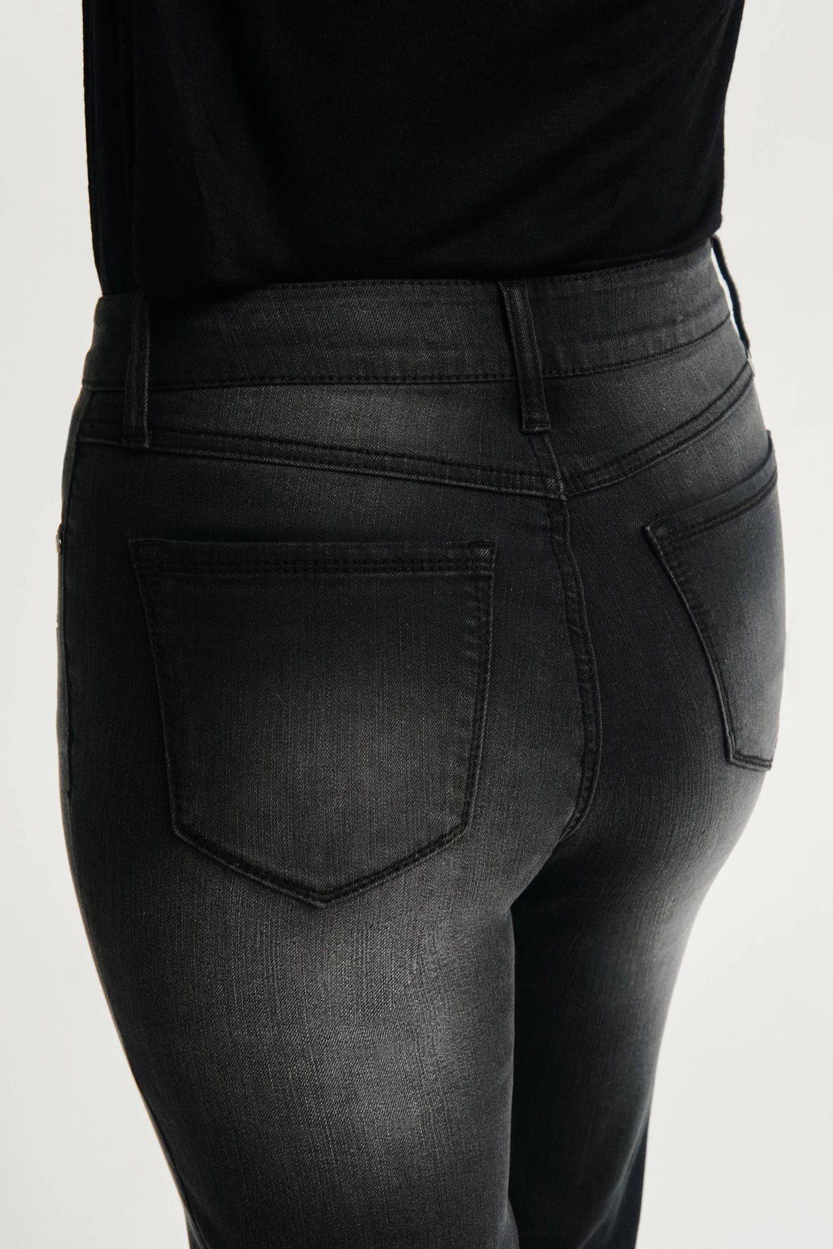 30"-34.5" Mid-Rise Straight Leg Cuffed Jeans