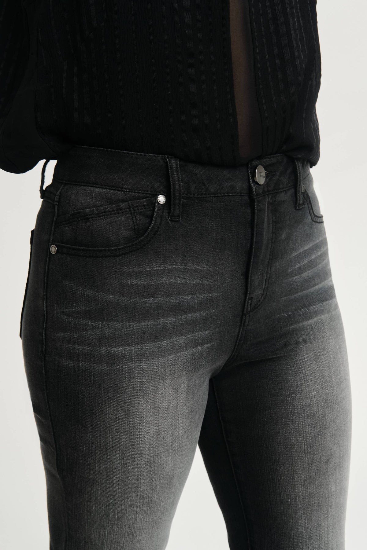 30"-34.5" Mid-Rise Straight Leg Cuffed Jeans