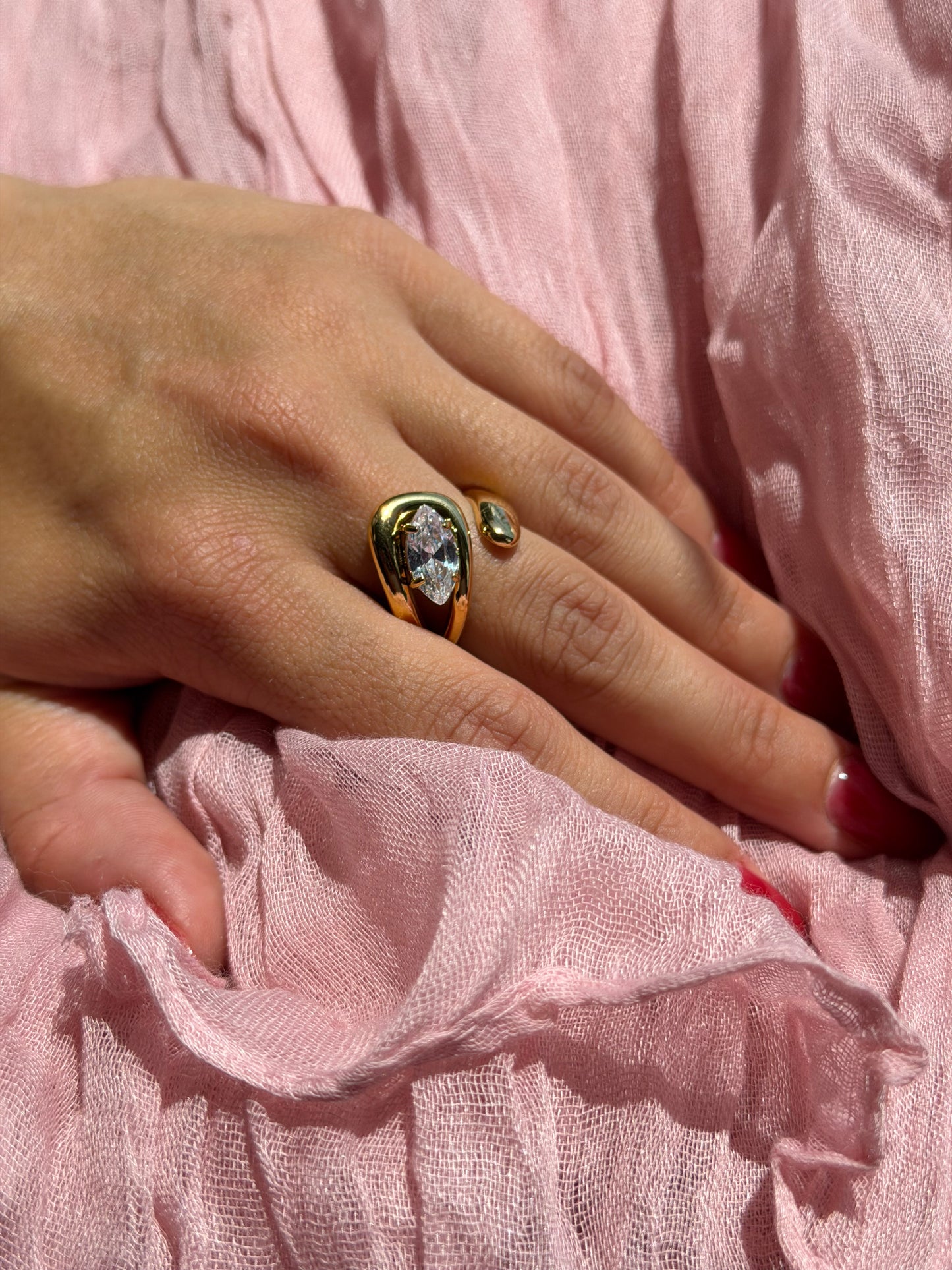 Luxe Ring WR