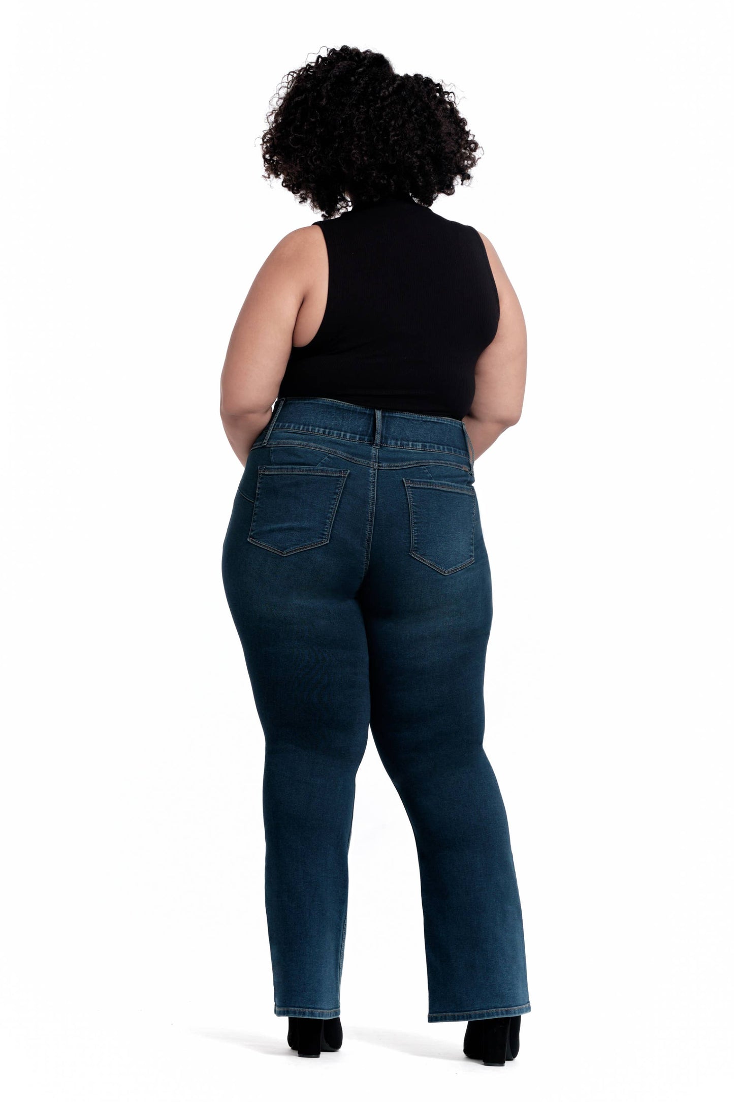 32" Curvy Sculpt Flare Jeans