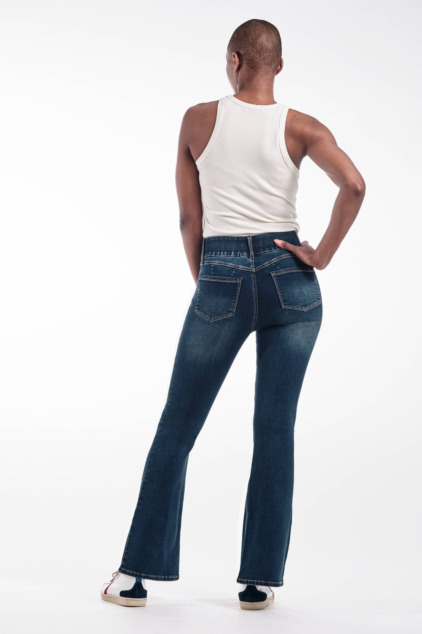 34” Sculpt Flare Jeans