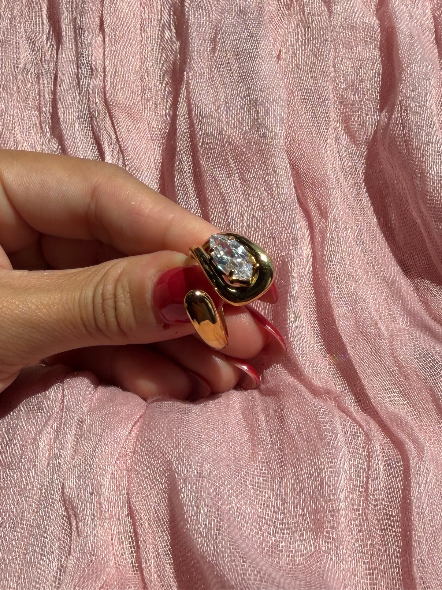 Luxe Ring WR