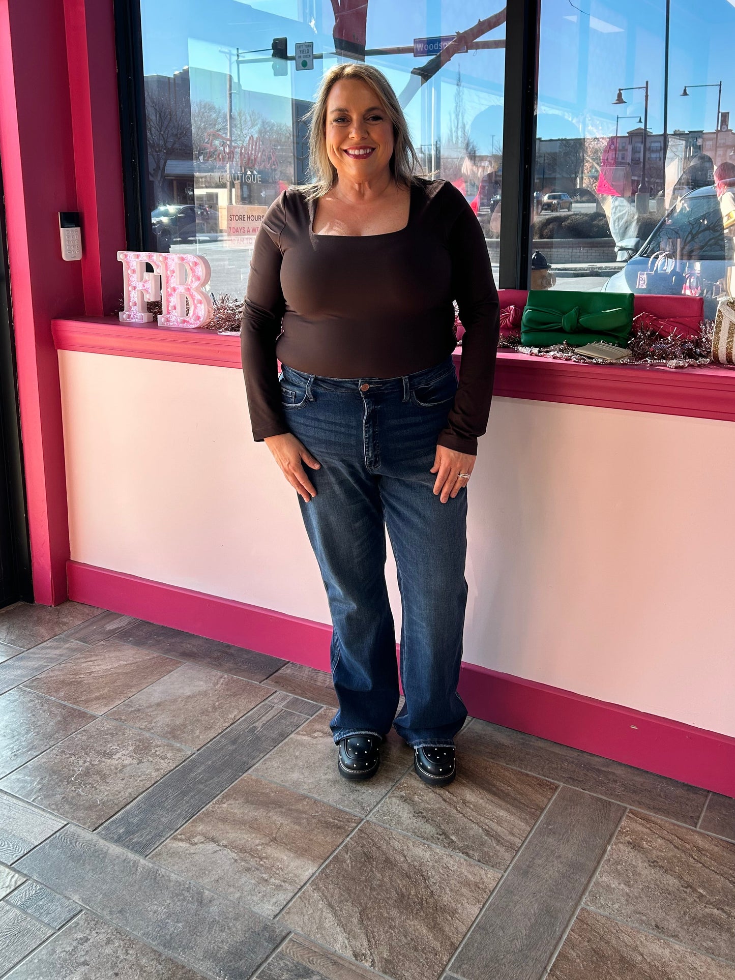 Curvy Square Neck LS Top Espresso