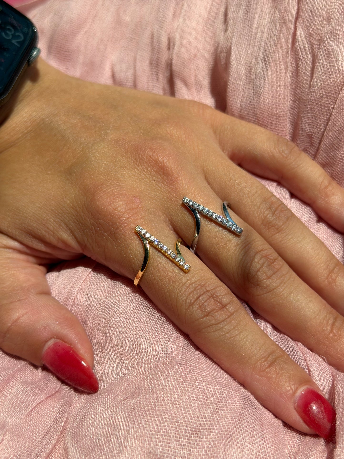 Sloane Rings WR