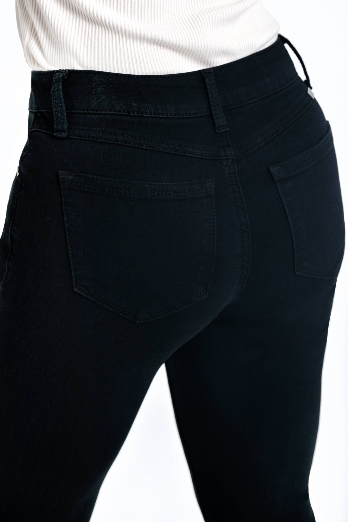 28" Mid-Rise Slim Boot Jean