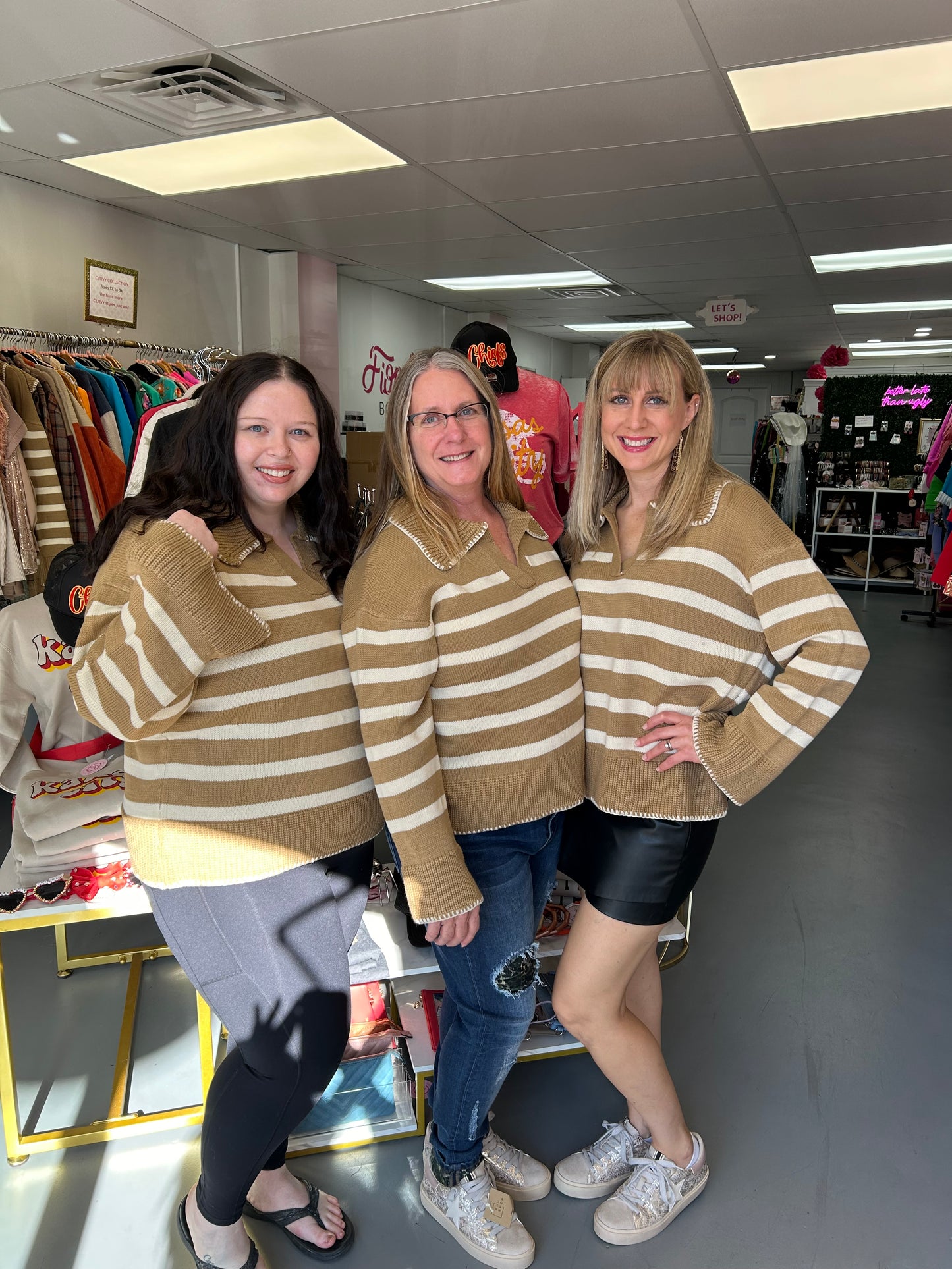 Curvy Stripe Collar Knit Sweater