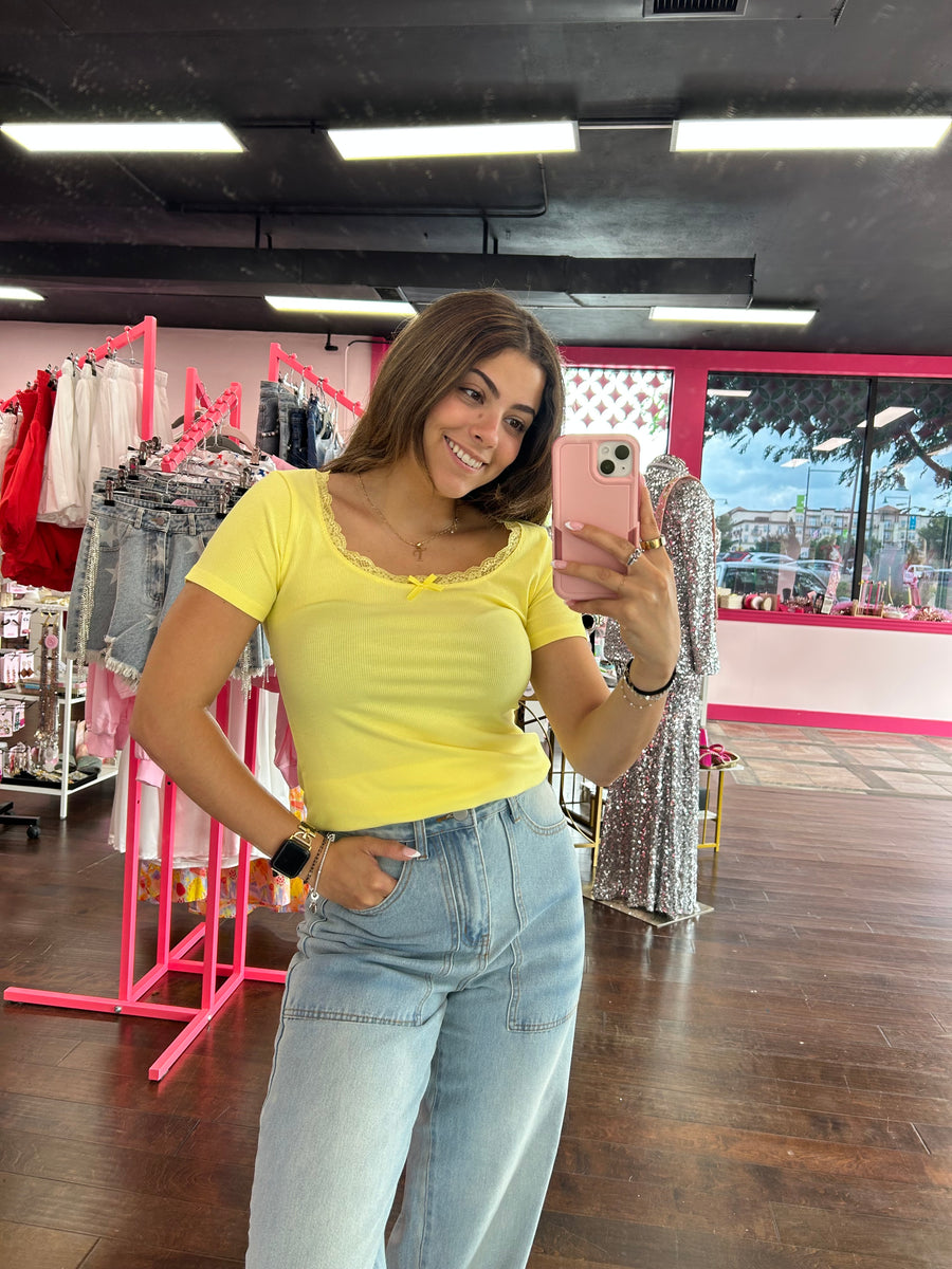 Lace Trim Ribbed Tee Lemon Drop
