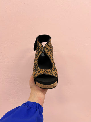 Leopard Platforms
