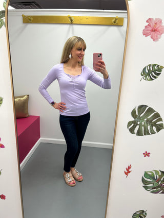 Peekaboo Lace LS Tee Lt Lav