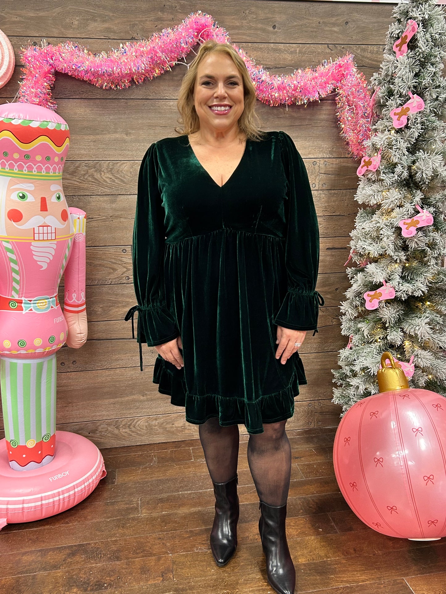Curvy Velvet Dress Emerald