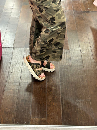 Rumor Has It Slides Camo