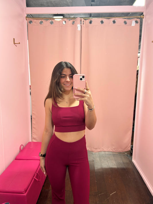 Square Neck Sports Bra Pomegranate