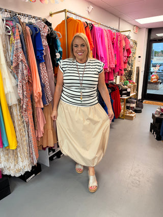 Curvy Maxi Bubble Skirt/ Taupe