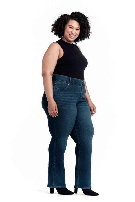 32" Curvy Sculpt Flare Jeans