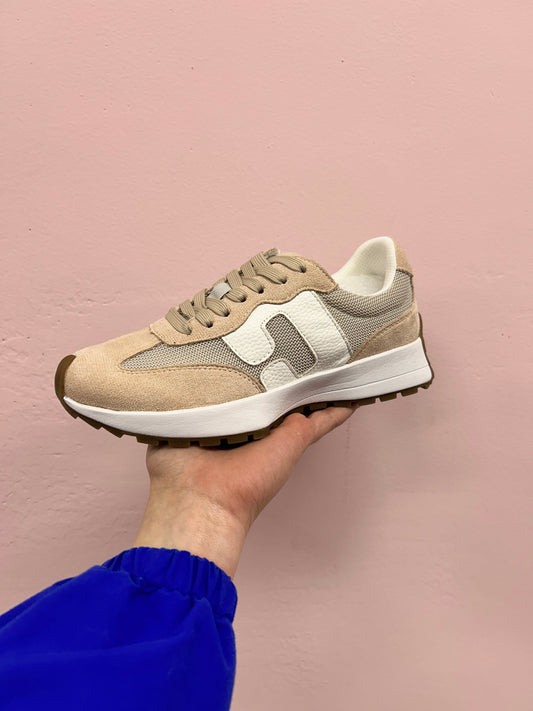 Neutral Girl Sneakers