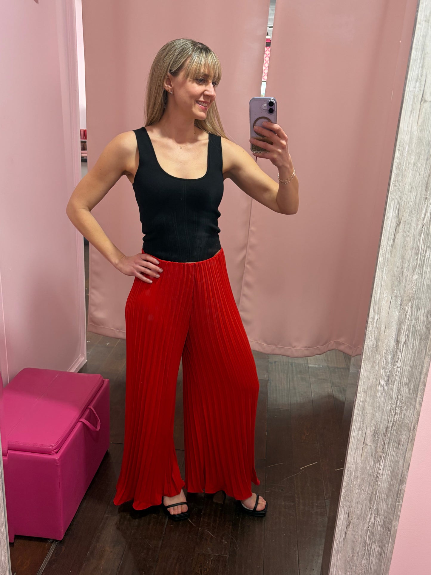 Pleated Pants Red