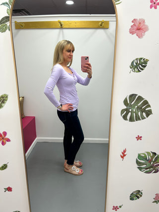 Peekaboo Lace LS Tee Lt Lav