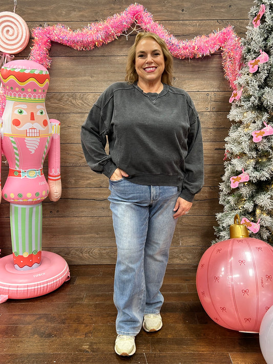 Curvy Mineral Wash Crewneck Charcoal