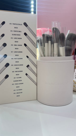 Brush Set 24 Pc Pearl