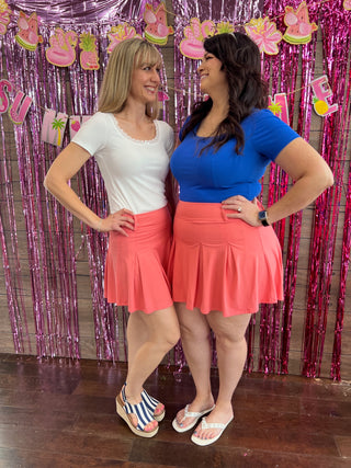 Curvy Pleat Belt Loop Skort Coral