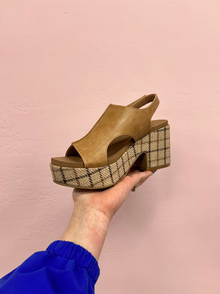 The Plaid Chic Wedge Tan