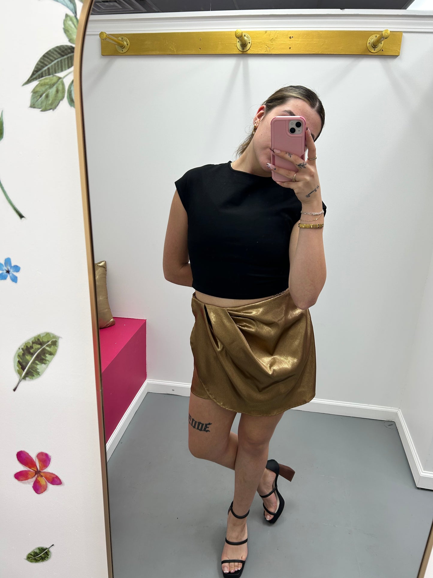 Glow Getter Top Black