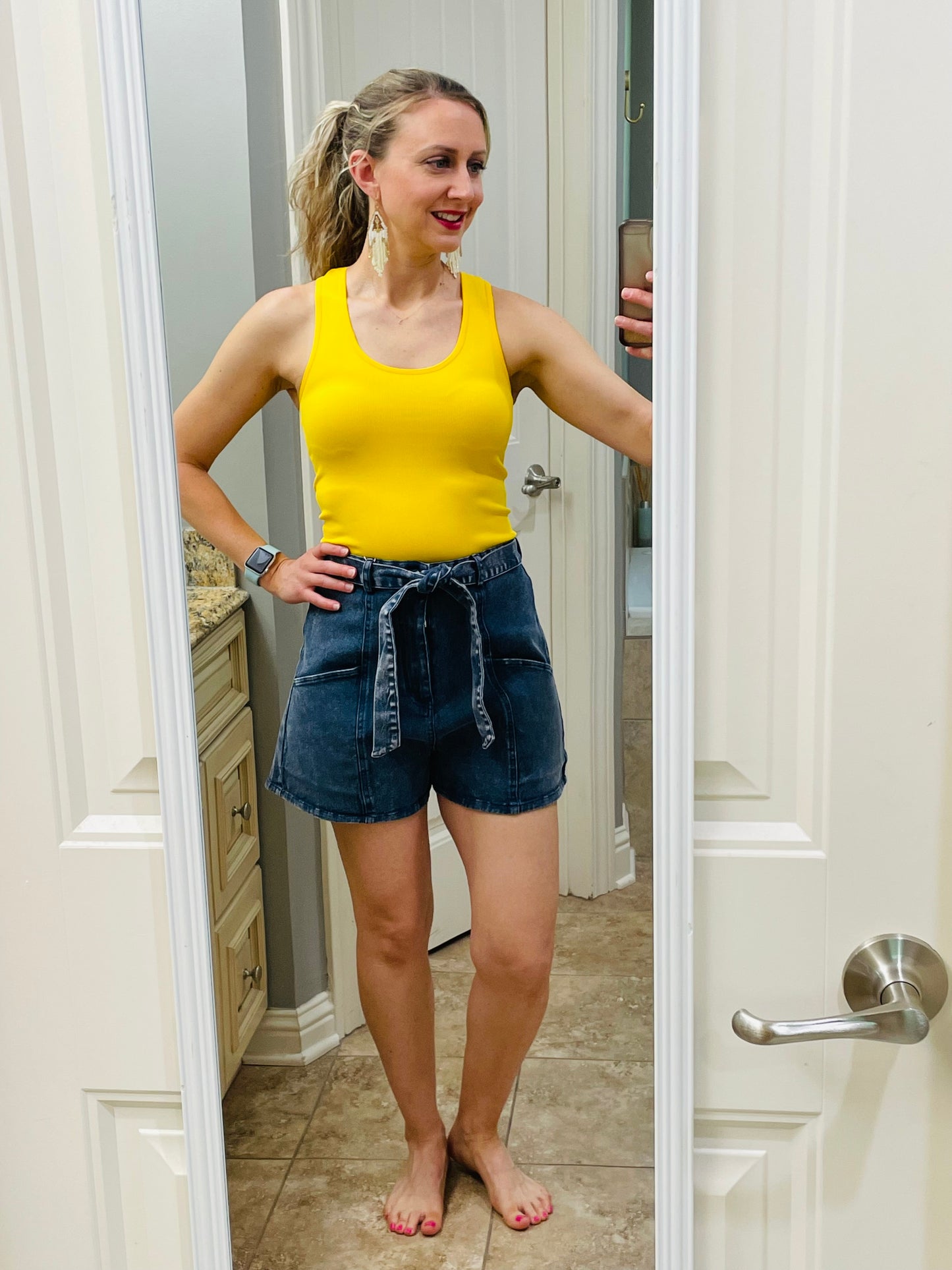 Shaping Tank Yellow