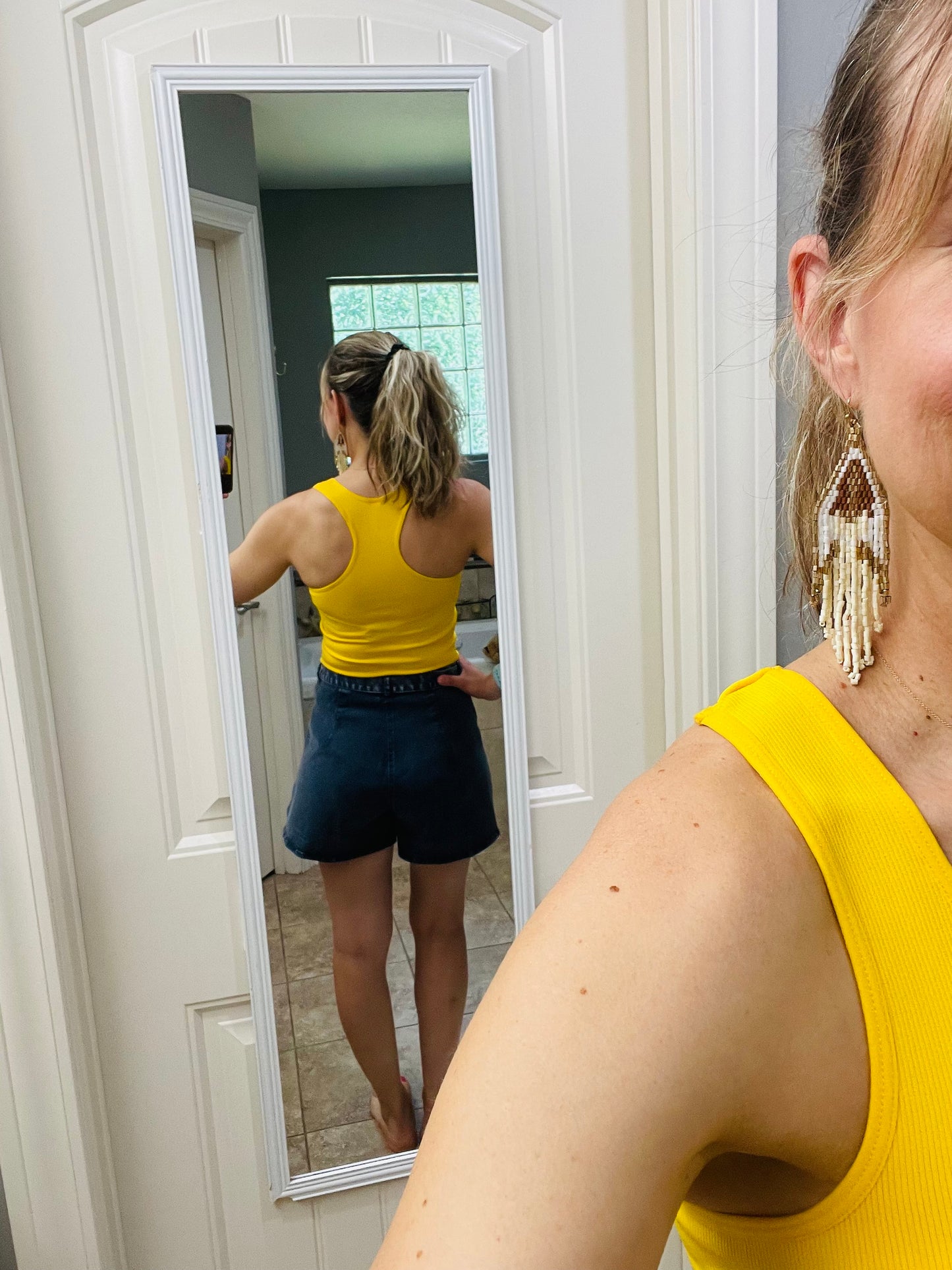Shaping Tank Yellow