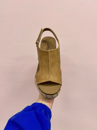 The Plaid Chic Wedge Tan
