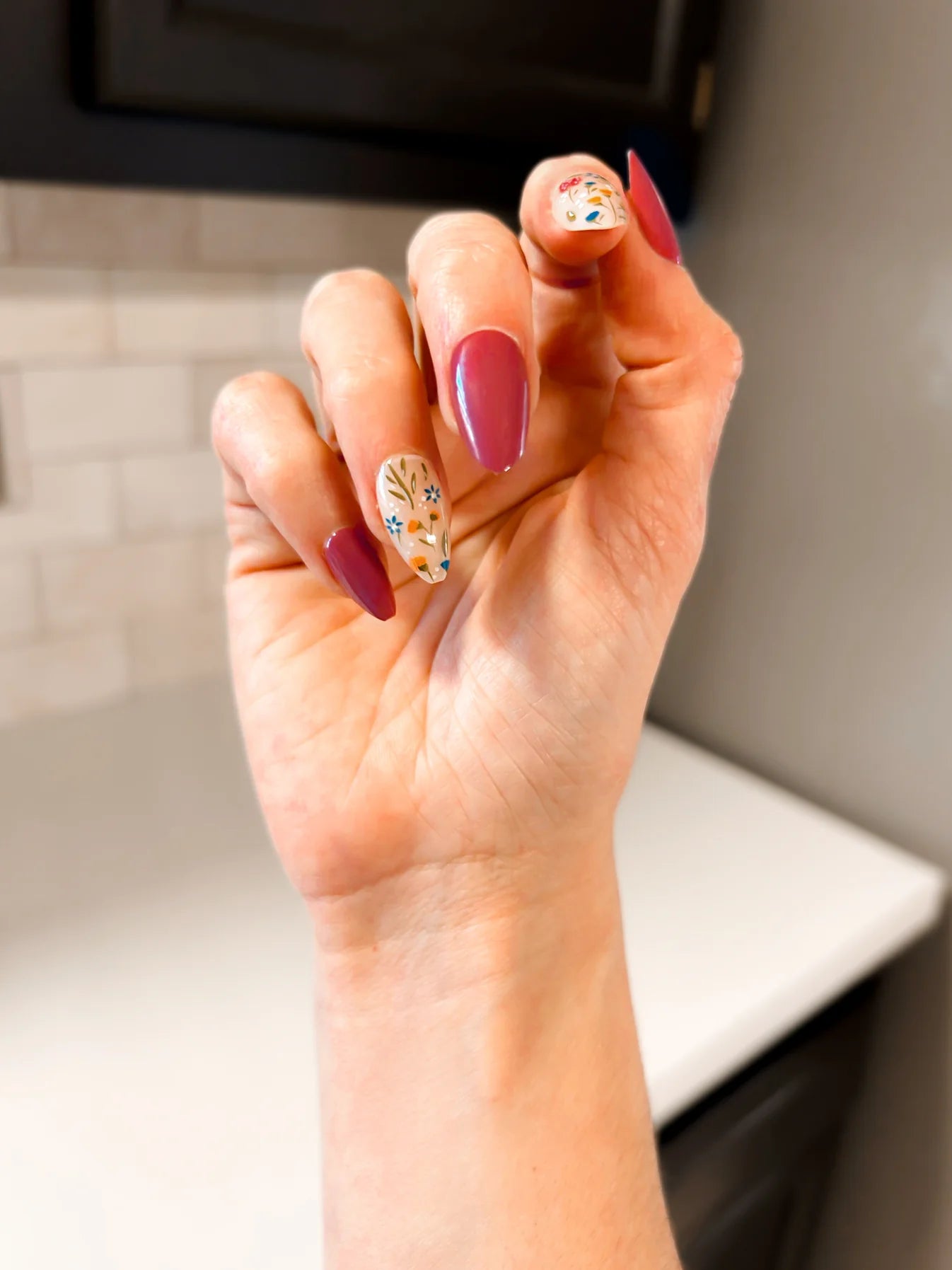 GC Press On Nails Mauve Flowers