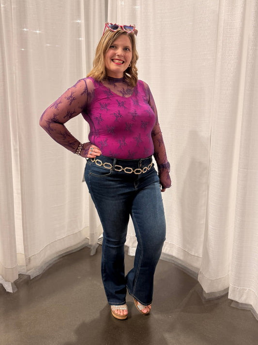 32" Curvy Sculpt Flare Jeans