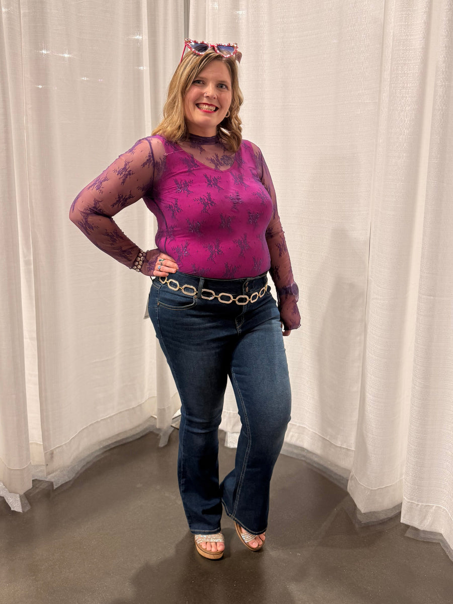 32" Curvy Sculpt Flare Jeans