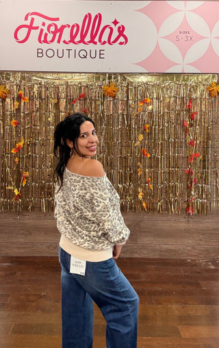 Off The Shoulder Sweatshirt Wild