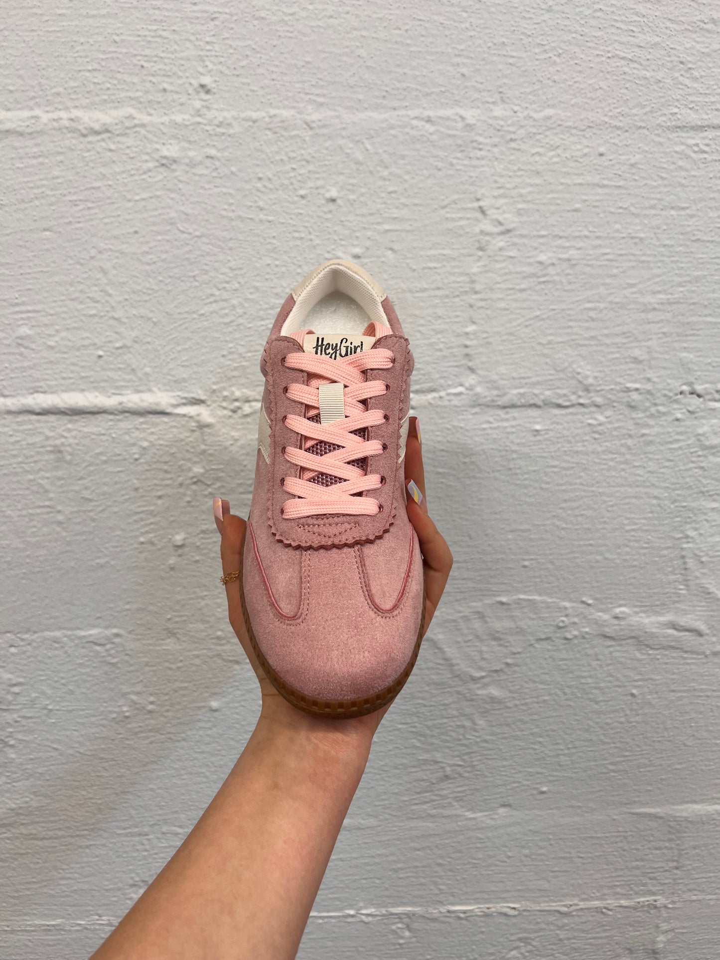 Pretty Girl Sneaker