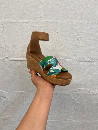 Garden Party Wedge