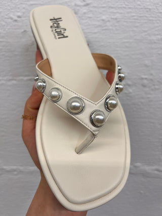 Pearl Daydream Sandal